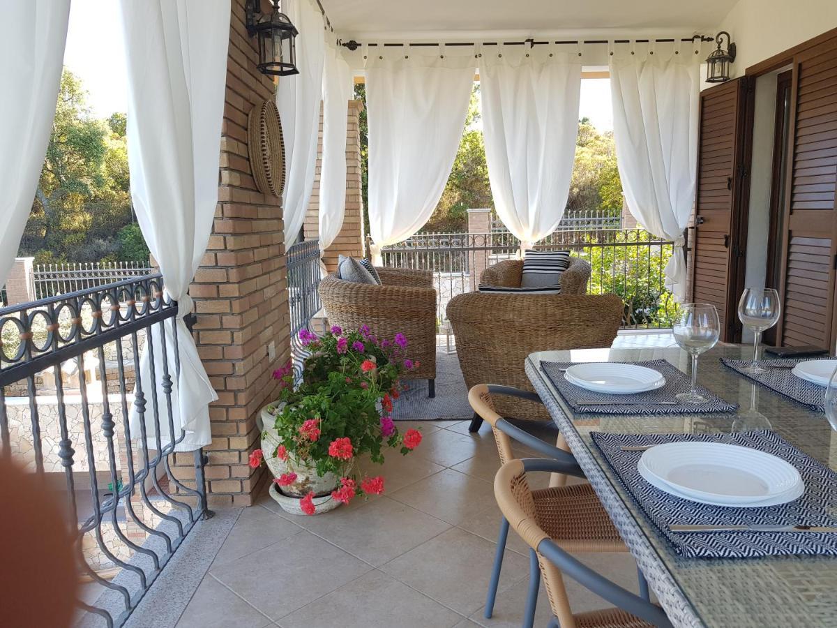 "La Pavoncella" Chia - Domus De Maria Villa Buitenkant foto