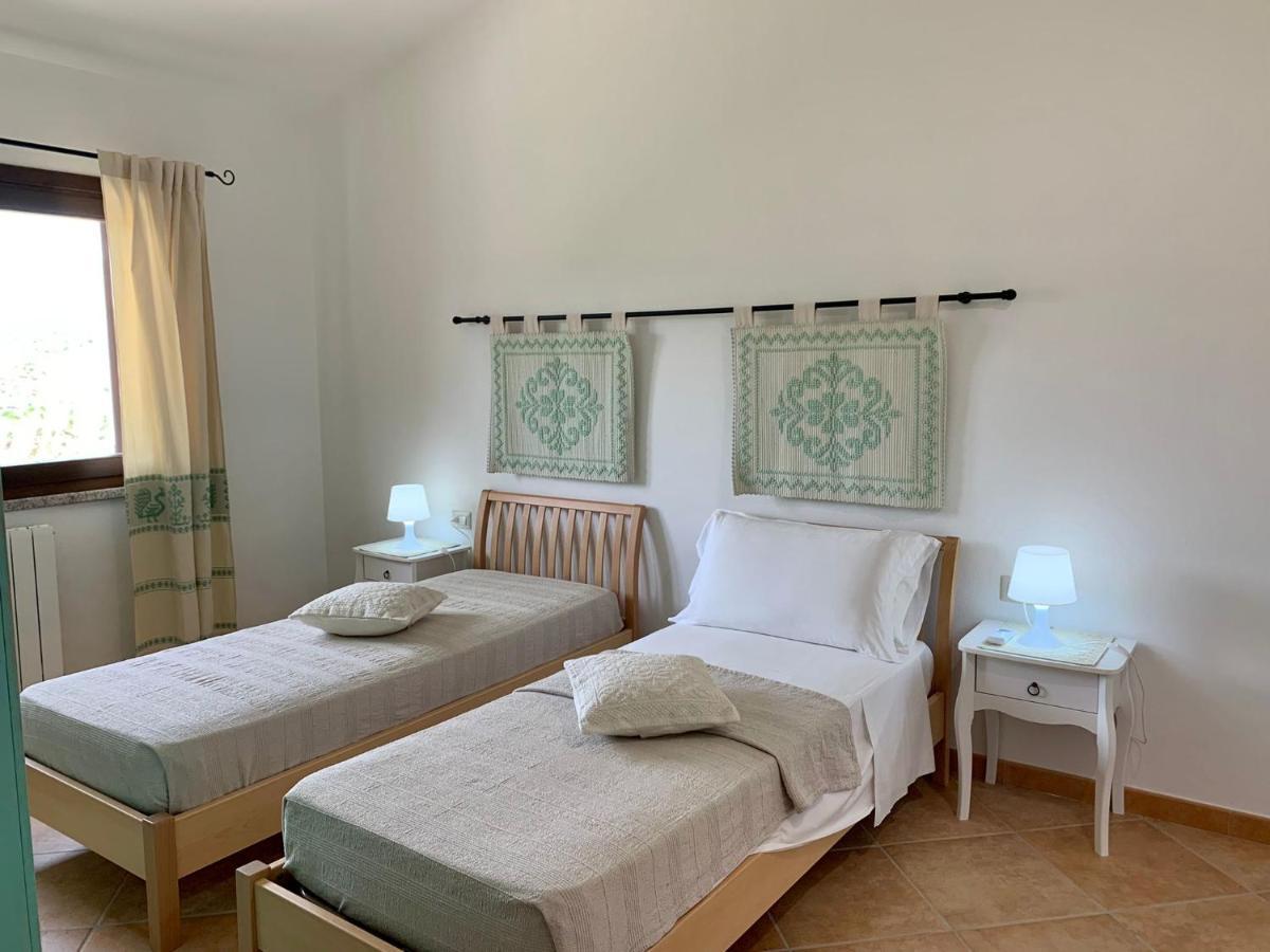 "La Pavoncella" Chia - Domus De Maria Villa Buitenkant foto