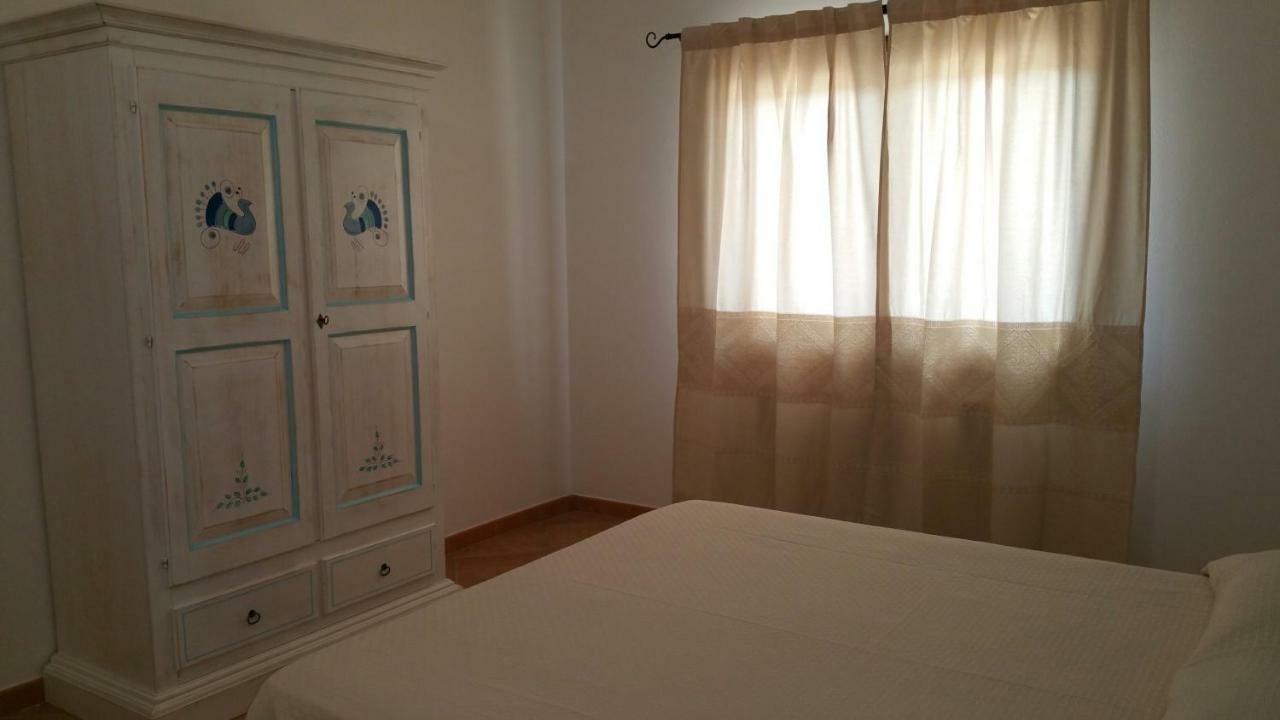 "La Pavoncella" Chia - Domus De Maria Villa Buitenkant foto